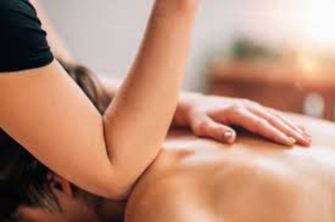 Deep Tissue Massage Deep Tissue Massage